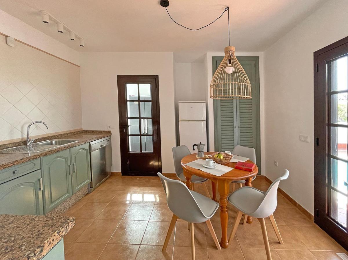 Villa Charlotte Тиас Экстерьер фото