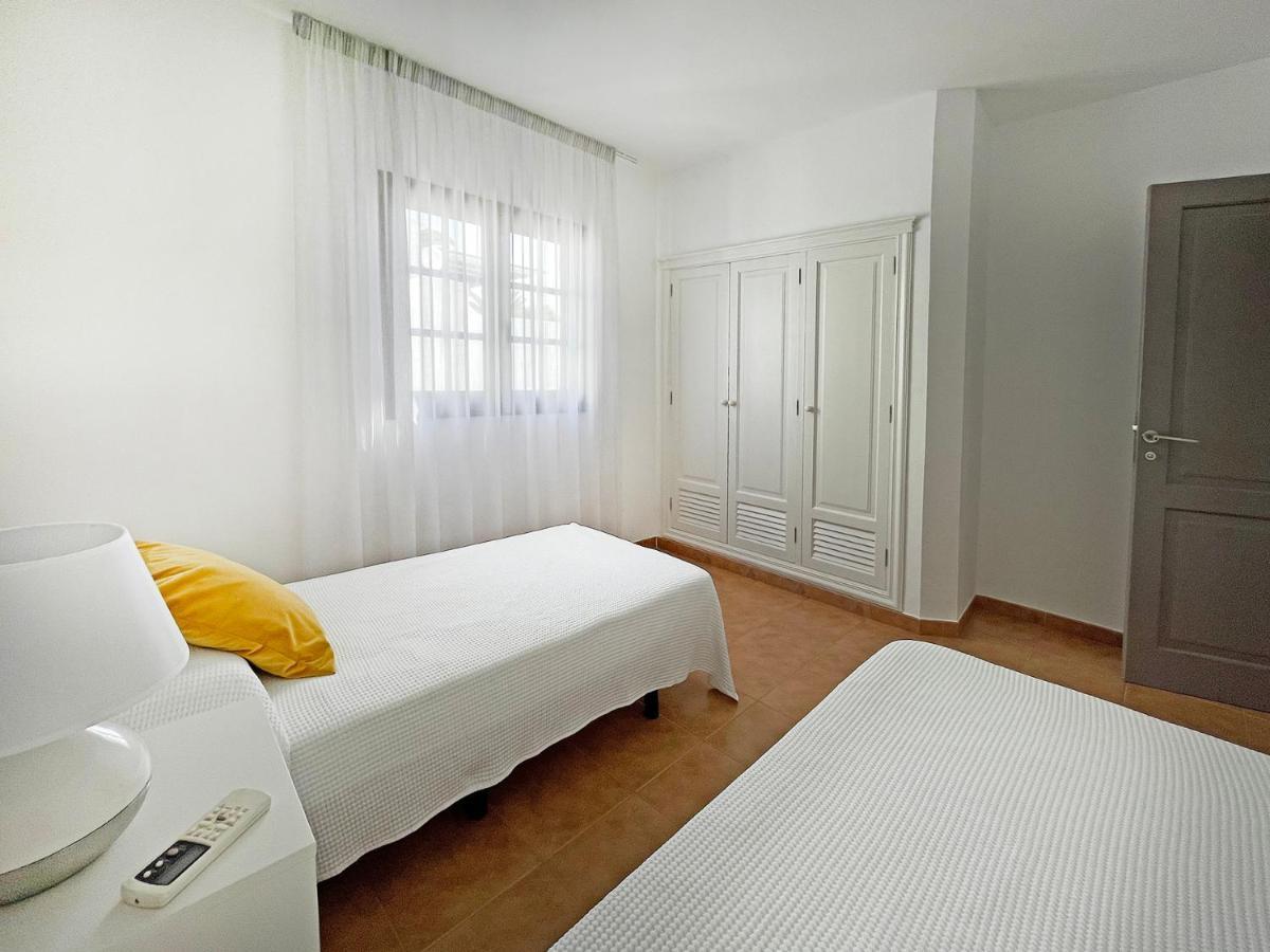 Villa Charlotte Тиас Экстерьер фото